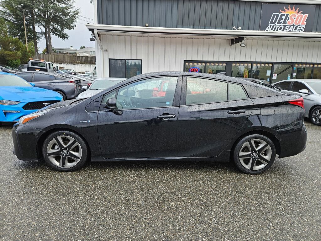 Used 2020 Toyota Prius XLE image 10