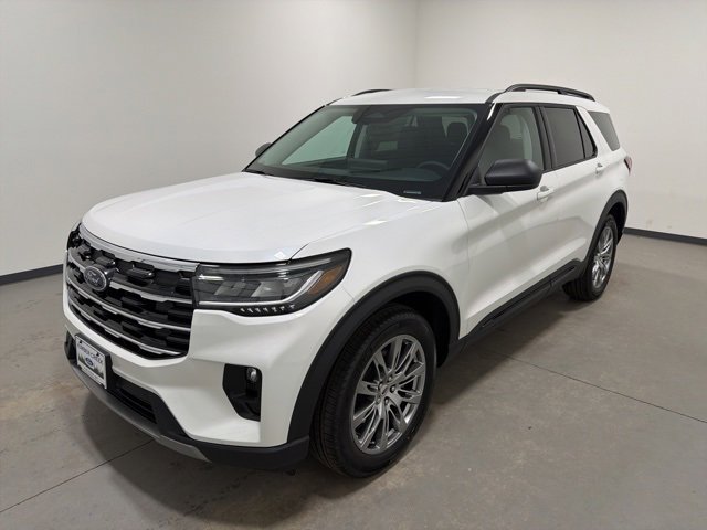 New 2026 Ford Explorer Active w/ Active Comfort Package image 7