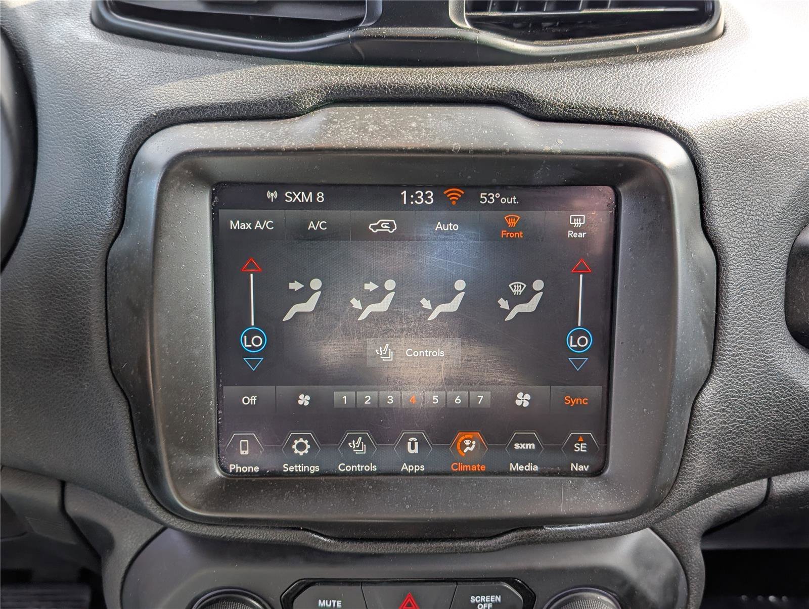 Used 2022 Jeep Renegade Altitude w/ Convenience Group image 28