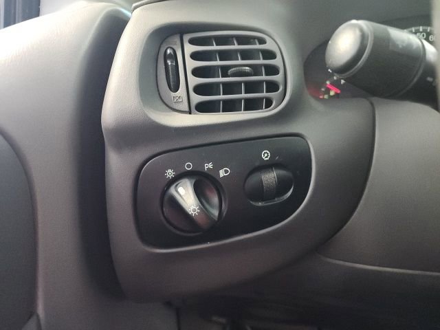 Used 2001 Ford F150 XL image 21