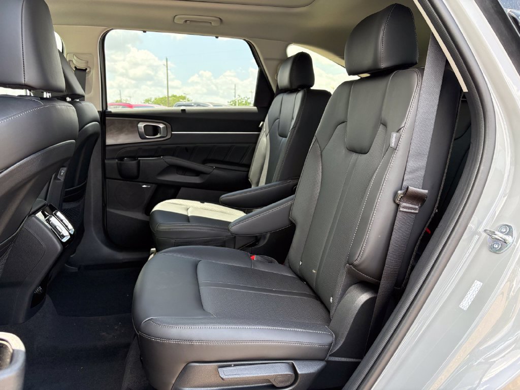 New 2026 Kia Sorento SX AWD/4WD image 13