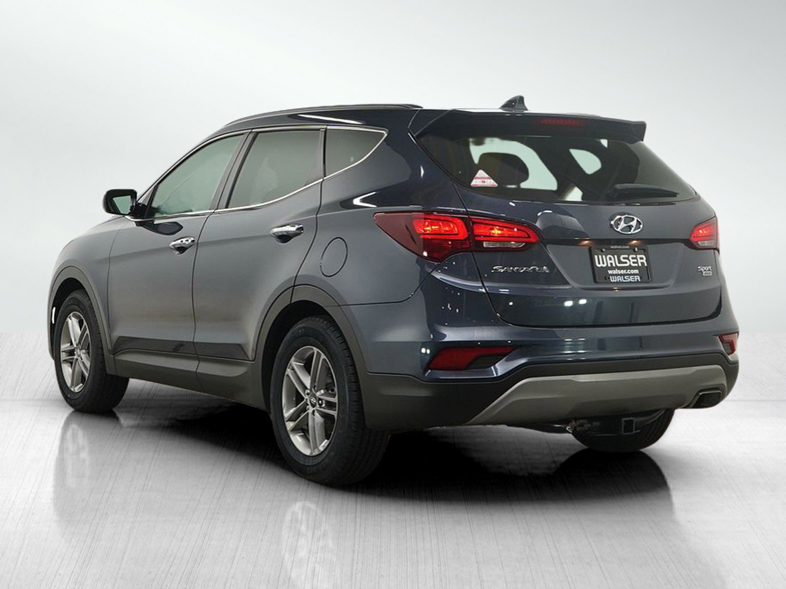 Used 2018 Hyundai Santa Fe Sport AWD/4WD image 3