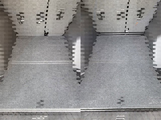 Used 2024 GMC Terrain SLT image 23