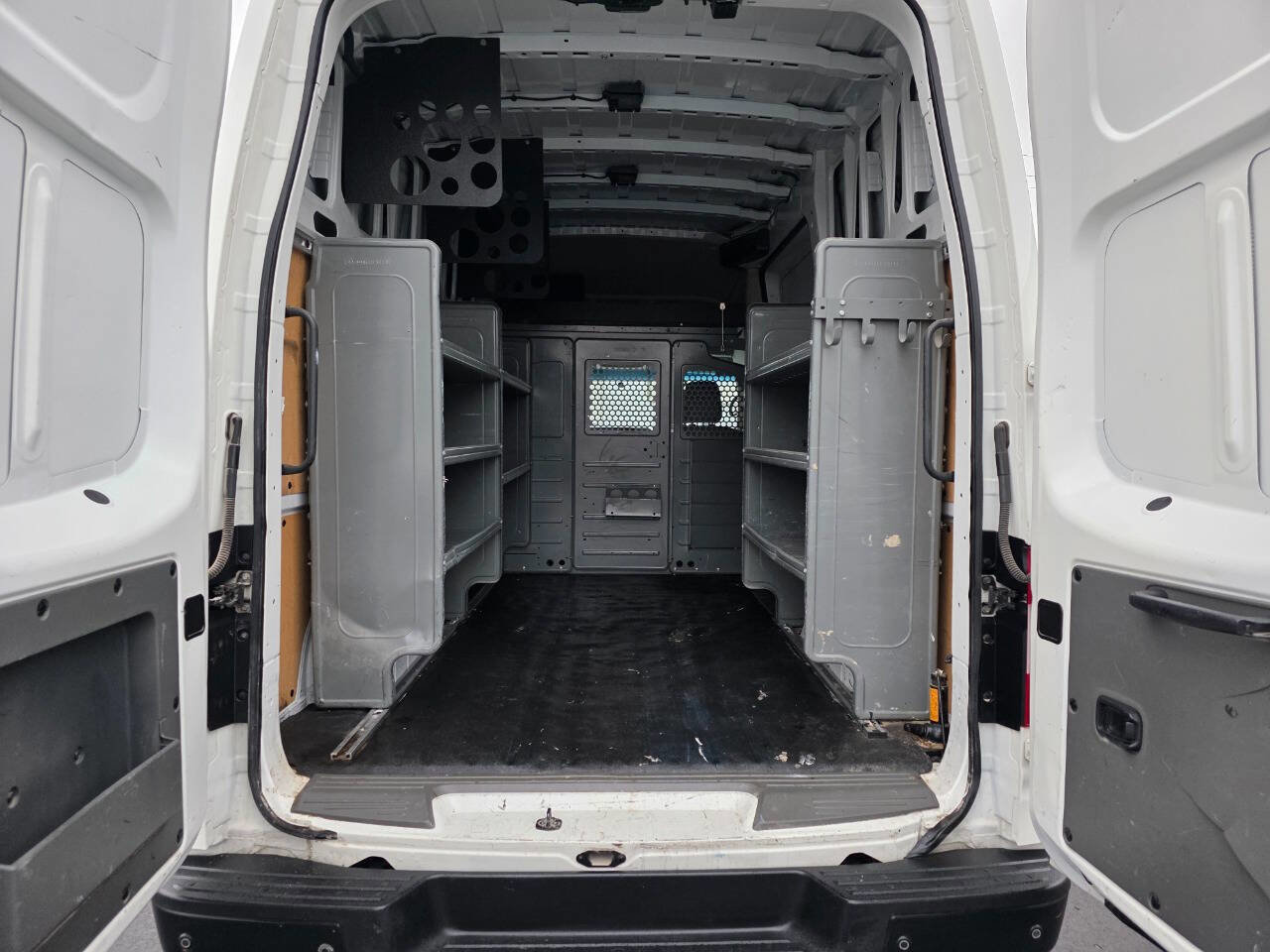 Used 2021 Nissan NV 2500 SV w/ Navigation Package image 9