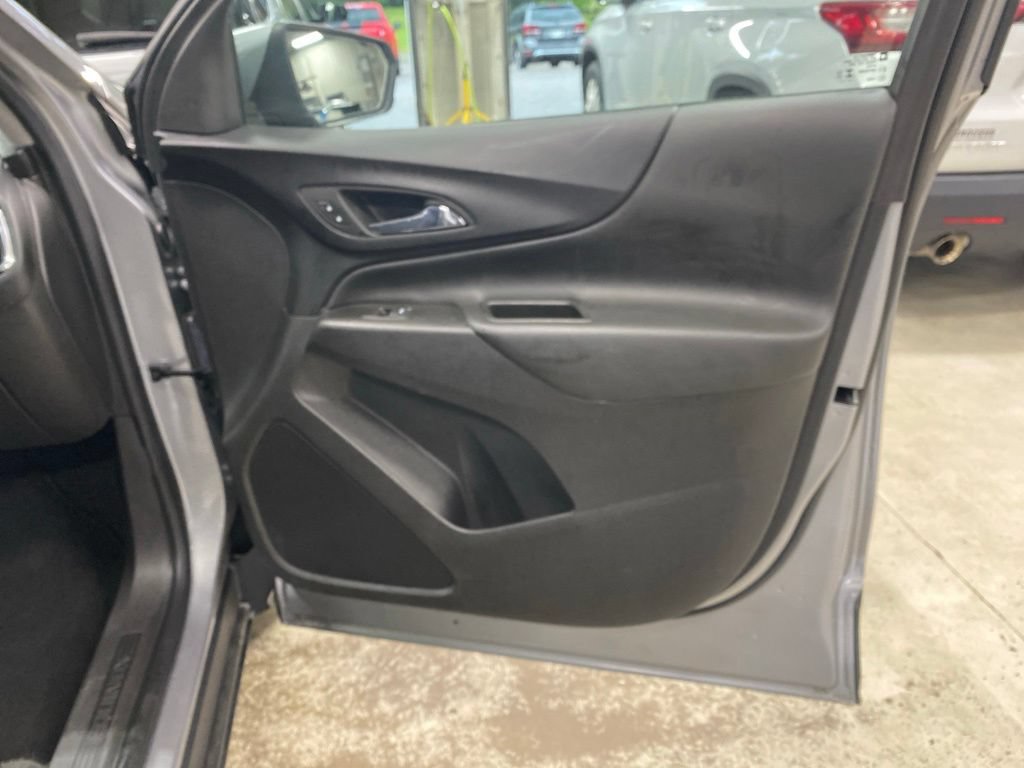 Used 2024 Chevrolet Equinox LT AWD/4WD image 23