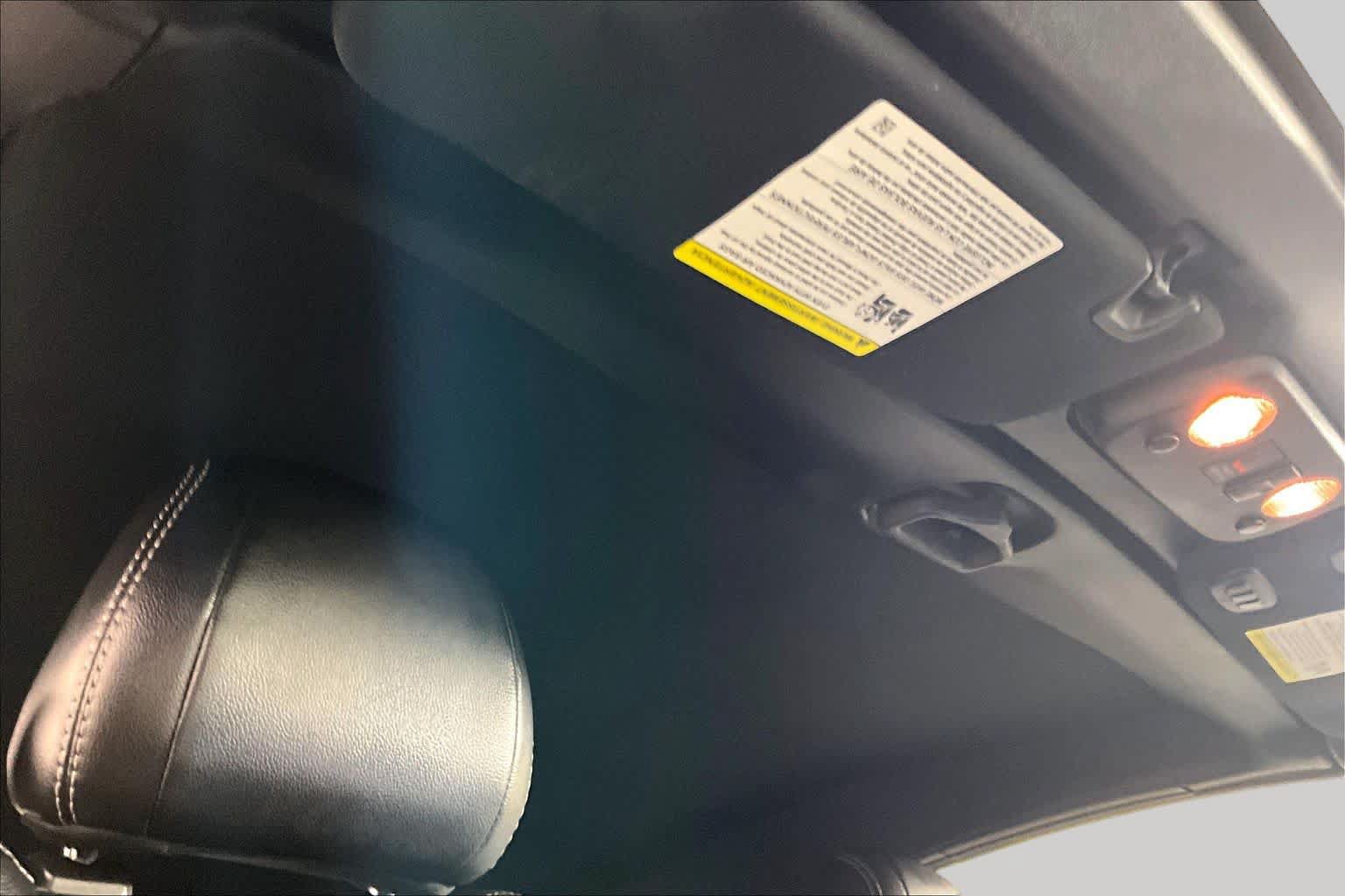 Used 2019 Ford Mustang Premium RWD image 13