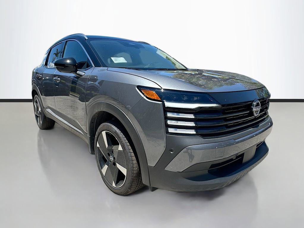 New 2025 Nissan Kicks SR