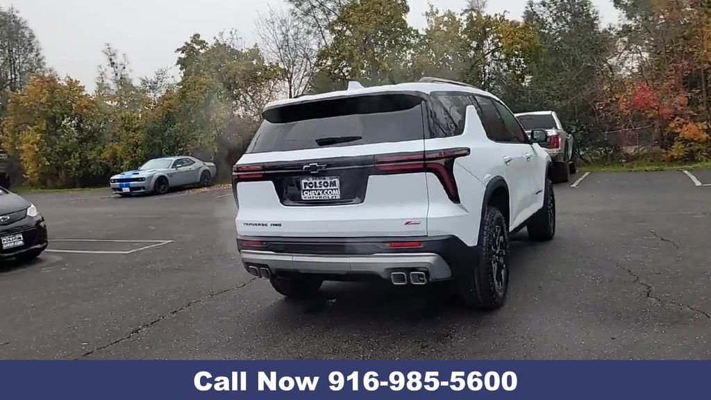 New 2026 Chevrolet Traverse Z71 w/ Enhanced Driving Package image 9