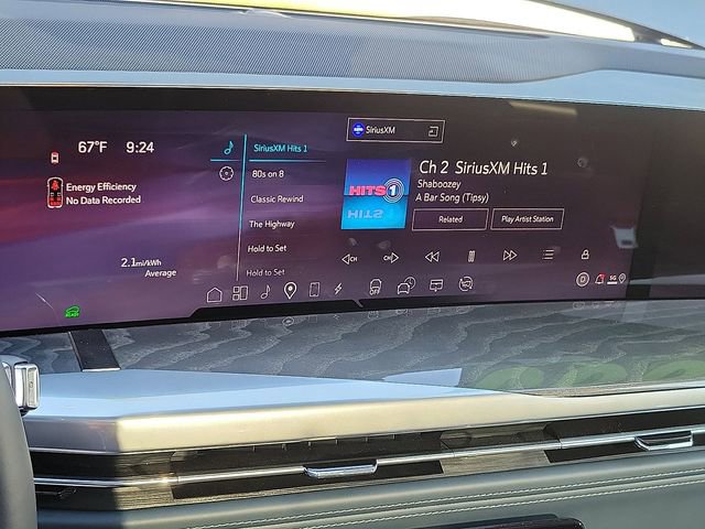 Used 2025 Cadillac Escalade IQ Luxury 2 image 16