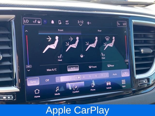 Used 2024 Chrysler Pacifica Touring-L image 13