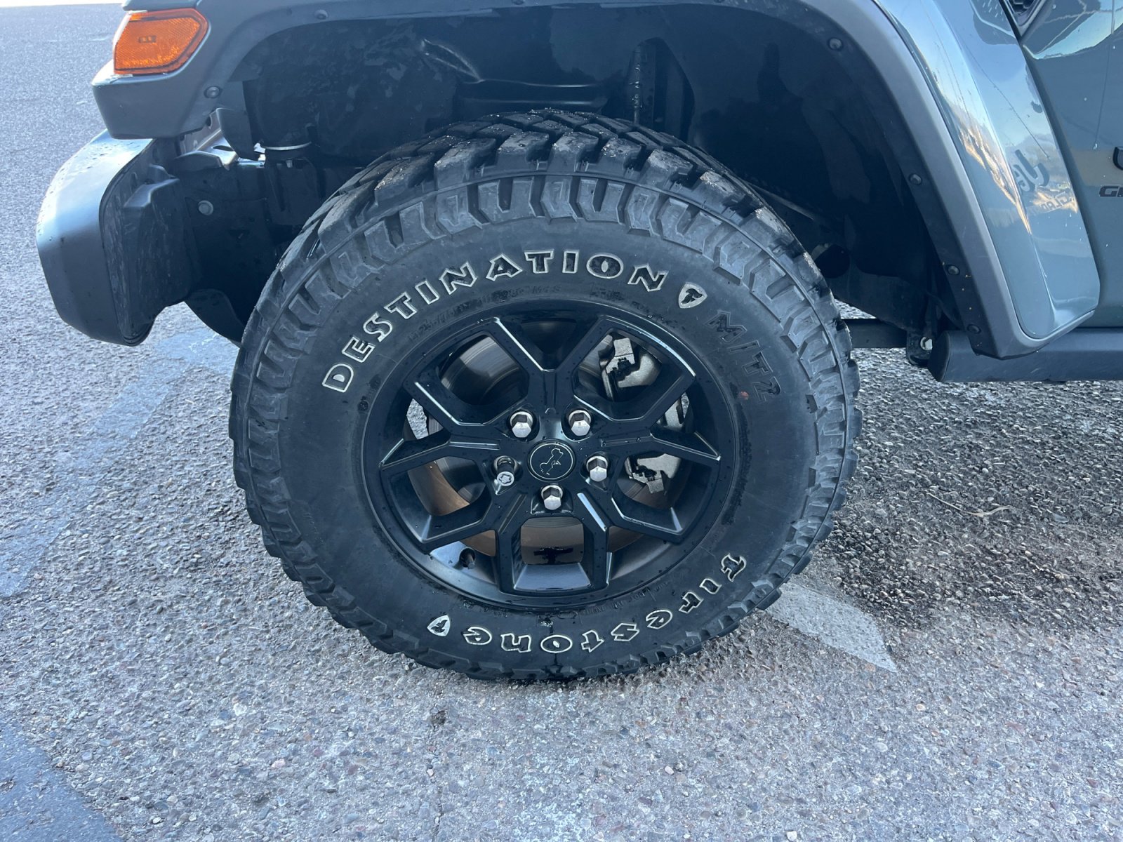 Used 2024 Jeep Gladiator Sport image 25