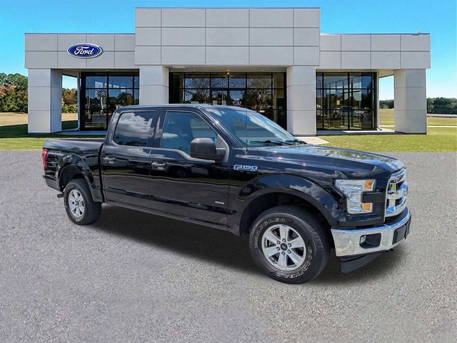 Certified 2017 Ford F150 XLT AWD/4WD image 1
