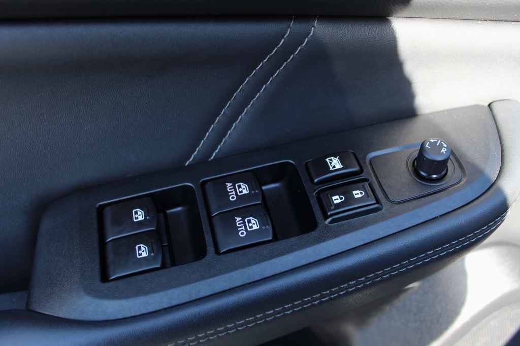 Used 2018 Subaru Outback 2.5i Limited image 14