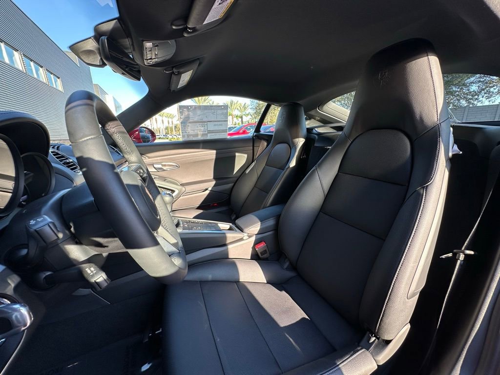 Certified 2025 Porsche 718 Cayman image 5