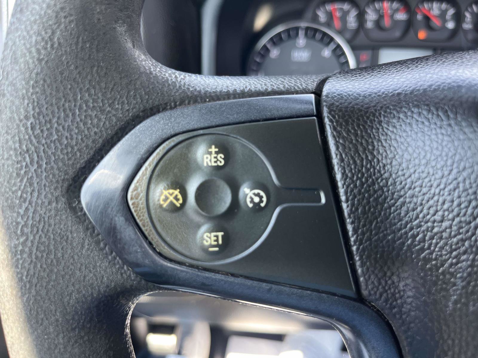 Used 2018 GMC Sierra 2500 2WD Regular Cab image 15