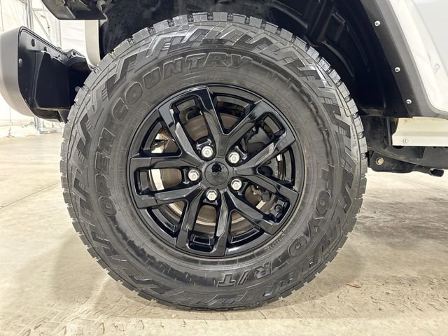 Used 2022 Jeep Gladiator Sport image 32