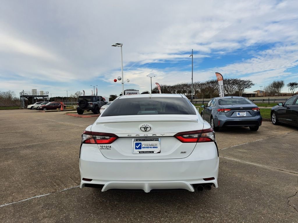 Used 2023 Toyota Camry SE image 6