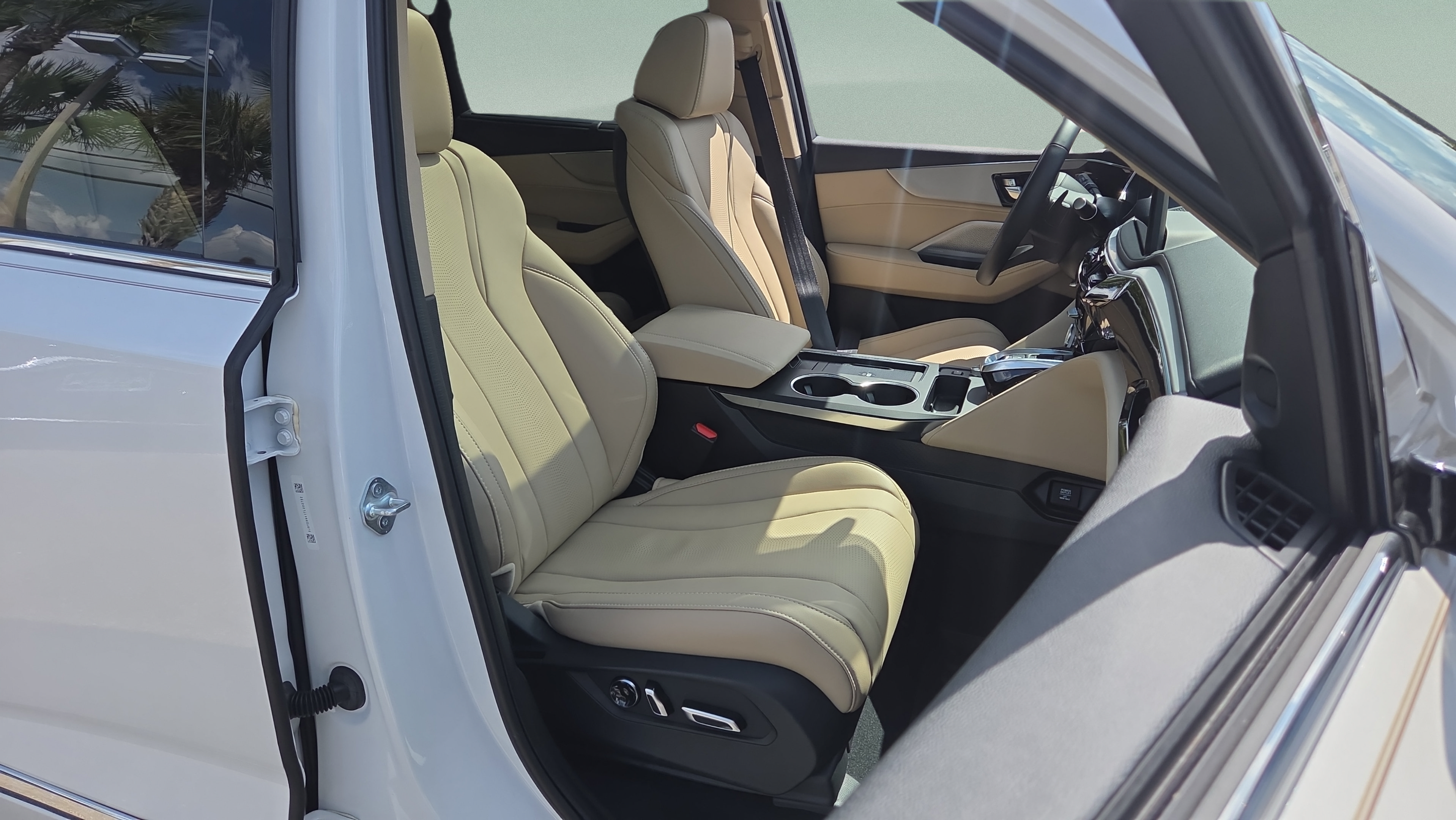 Certified 2026 Acura MDX FWD w/ Technology Package image 17