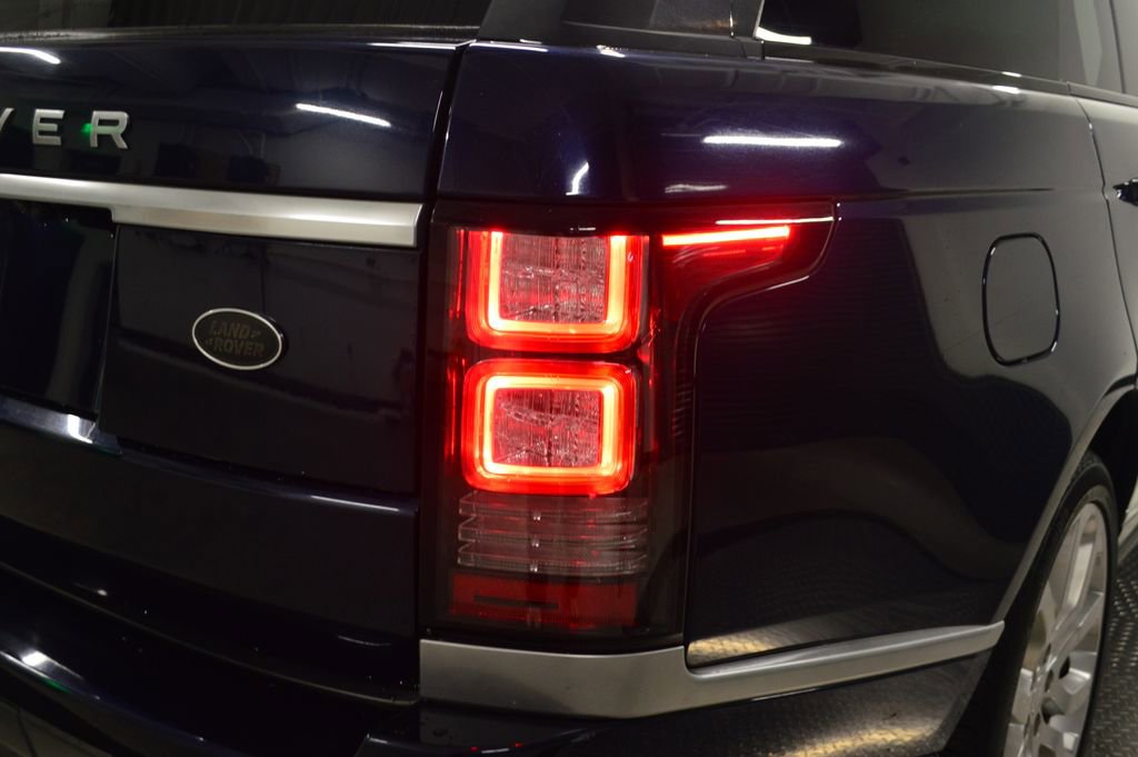 Used 2017 Land Rover Range Rover Supercharged AWD/4WD image 10