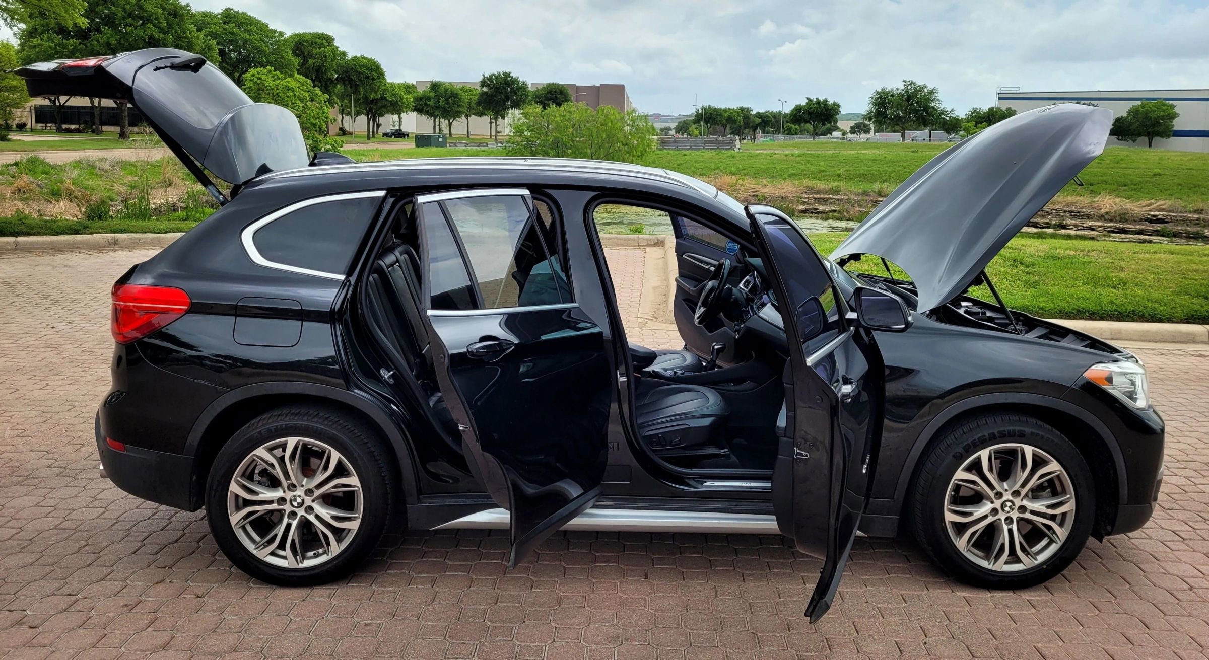 Used 2017 BMW X1 xDrive28i image 14