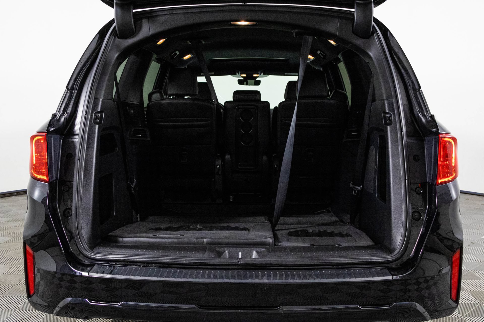 Used 2025 Honda Odyssey Sport-L image 32