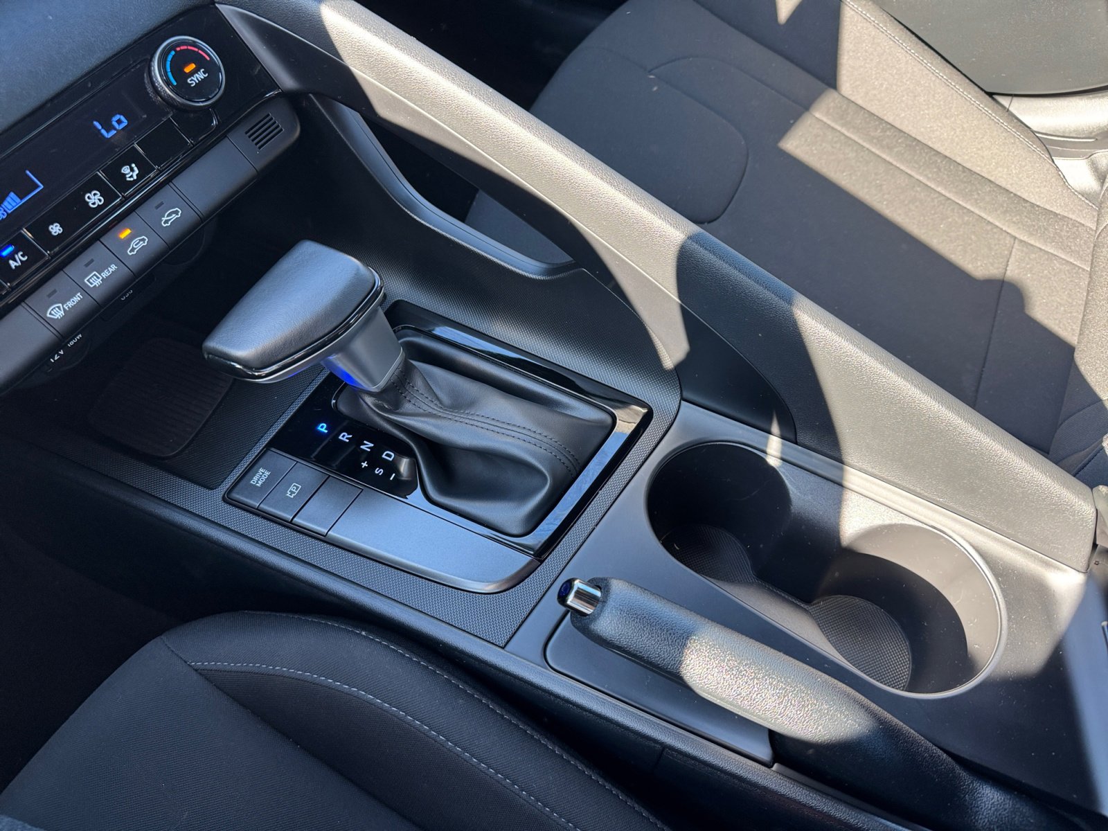 New 2025 Hyundai Elantra Sport image 29