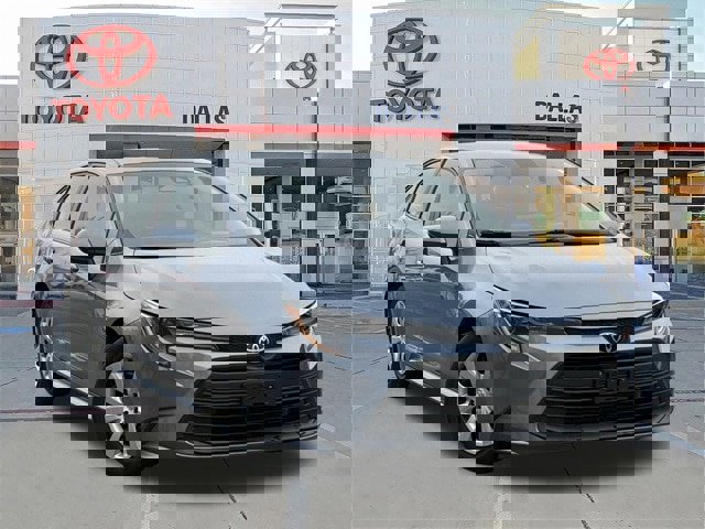 Used 2023 Toyota Corolla LE image 1