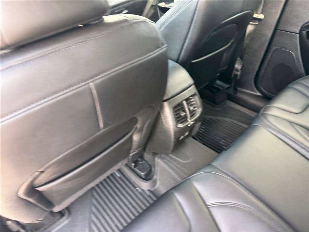 Used 2021 Jeep Cherokee Latitude Plus AWD/4WD image 15
