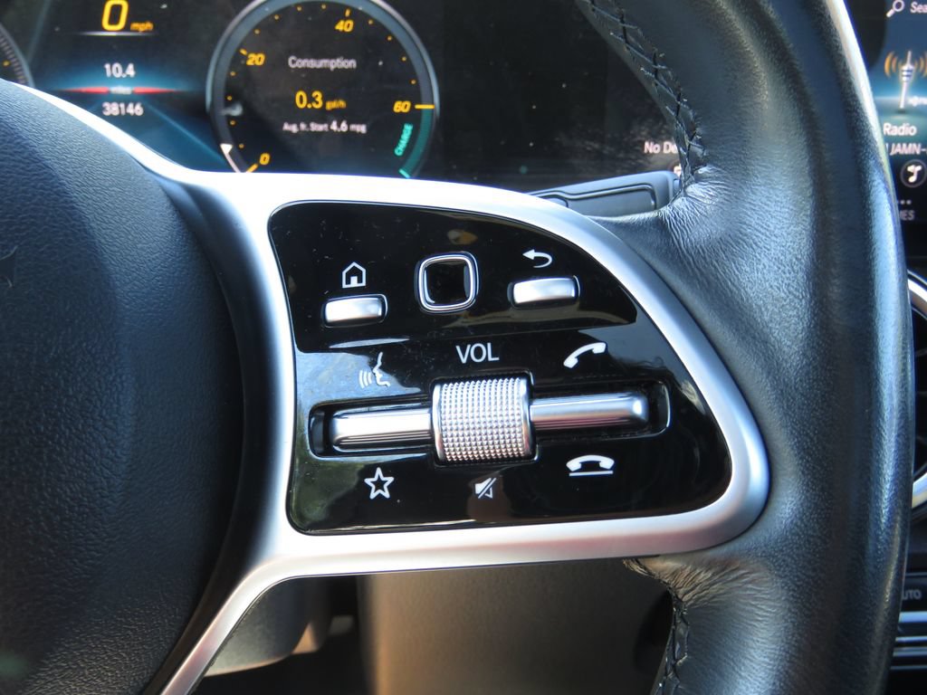 Used 2021 Mercedes-Benz GLB 250 4MATIC image 23