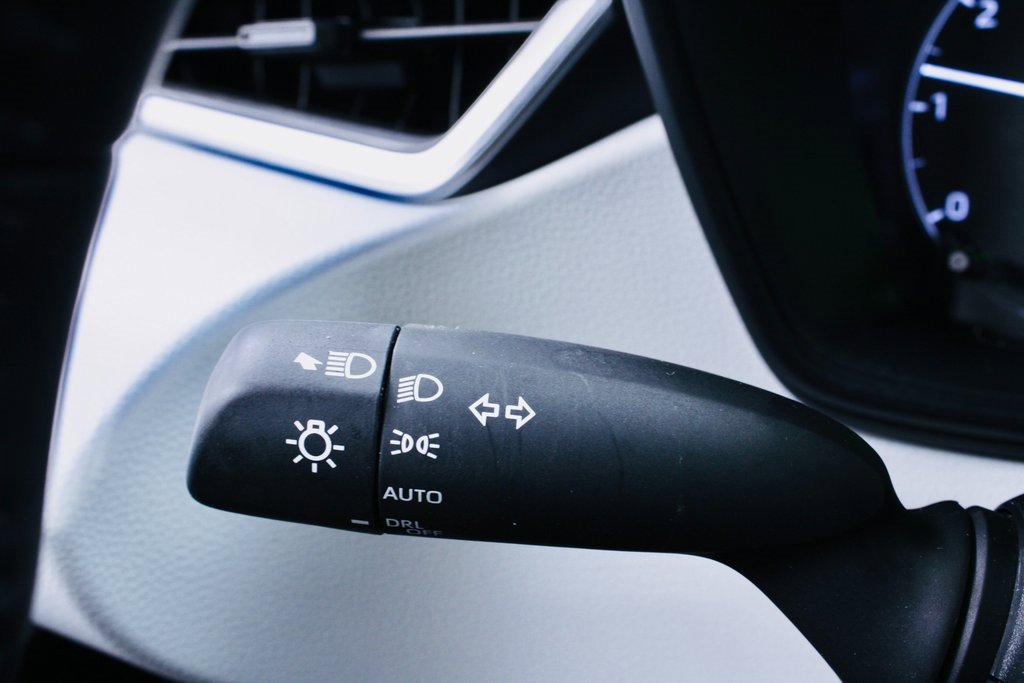 Used 2024 Toyota Corolla SE image 12