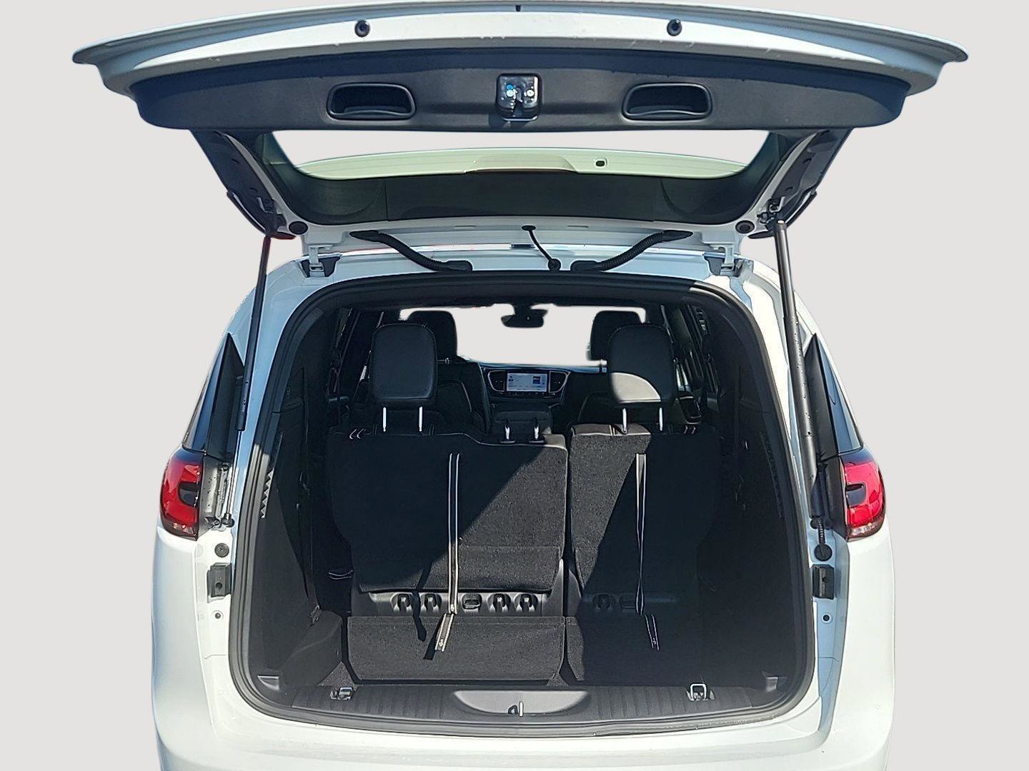 New 2026 Chrysler Pacifica Select image 21