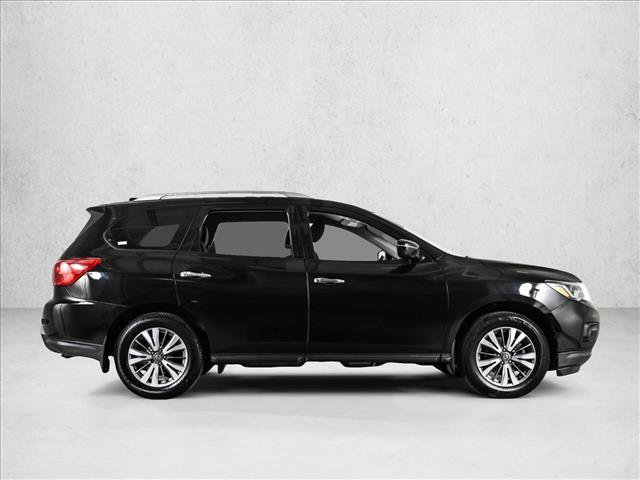 Used 2019 Nissan Pathfinder S image 4