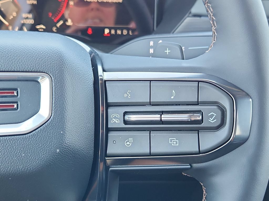 New 2026 GMC Acadia AT4 w/ Luxury Package AWD/4WD image 14