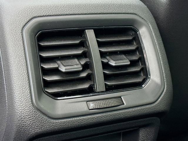 New 2026 Volkswagen Taos SEL AWD/4WD image 26