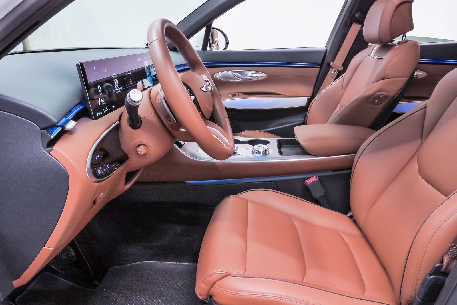 Certified 2026 Genesis GV70 2.5T Advanced image 9