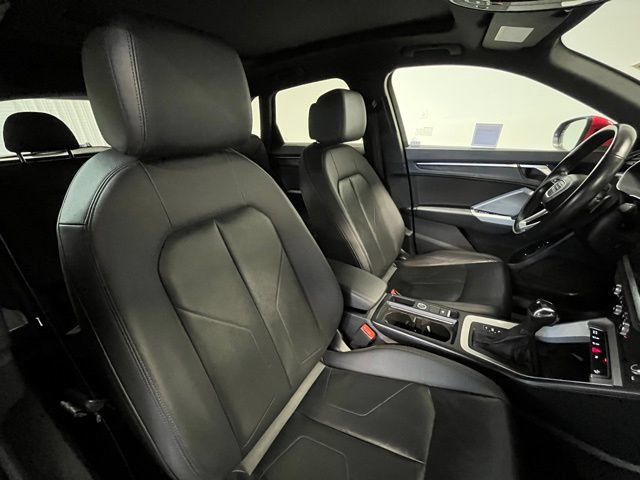 Used 2024 Audi Q3 2.0T Premium AWD/4WD image 9