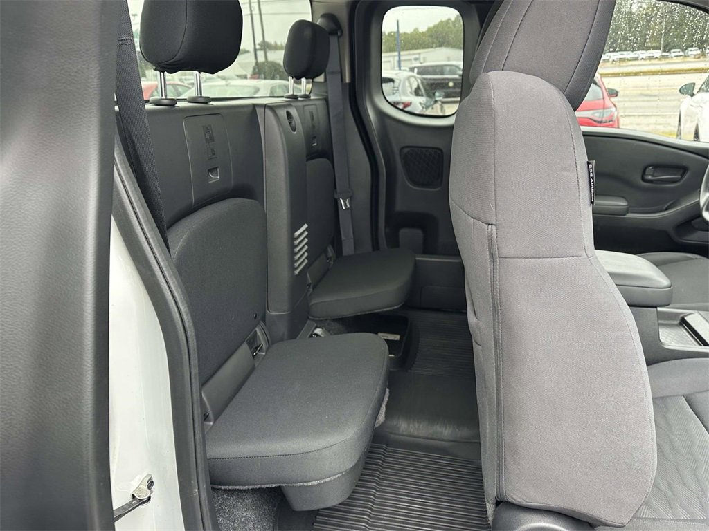 Used 2022 Nissan Frontier S image 7