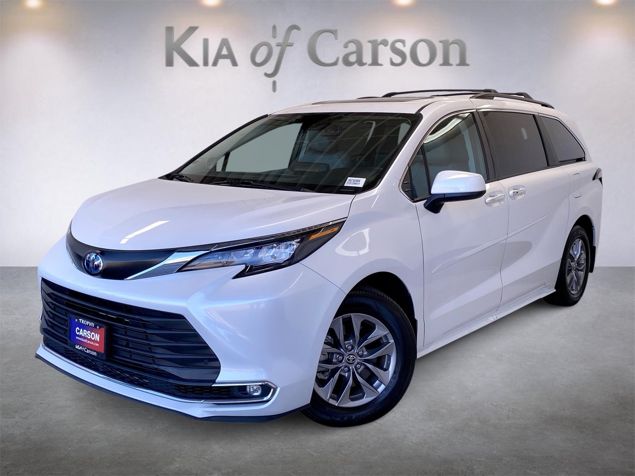 Used 2024 Toyota Sienna XLE w/ XLE Plus Package
