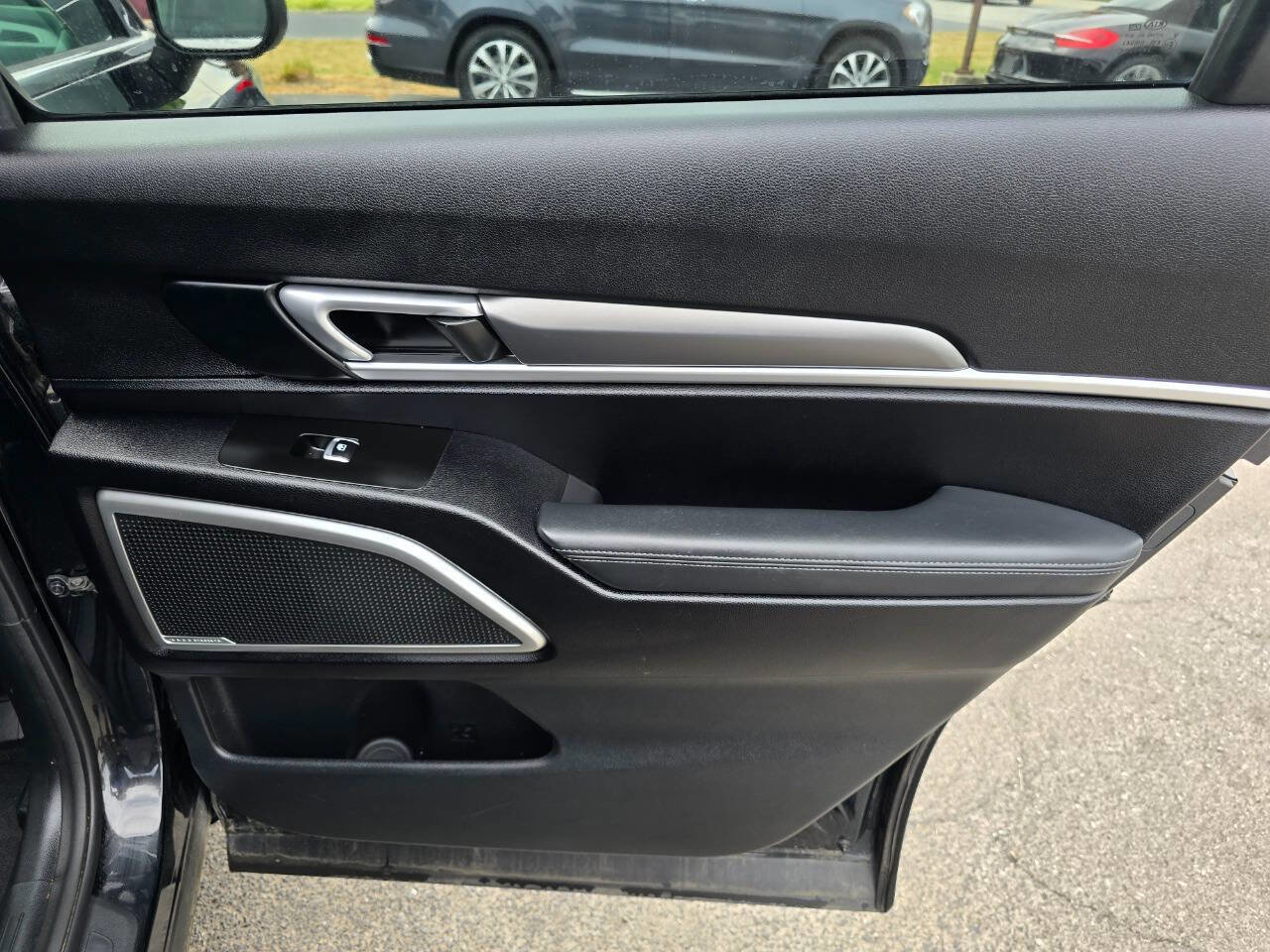 Used 2020 Kia Telluride S w/ S 8 Passenger Seating Package image 38