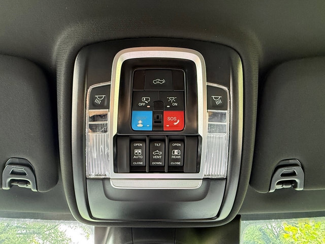 New 2026 RAM 3500 Limited AWD/4WD image 36
