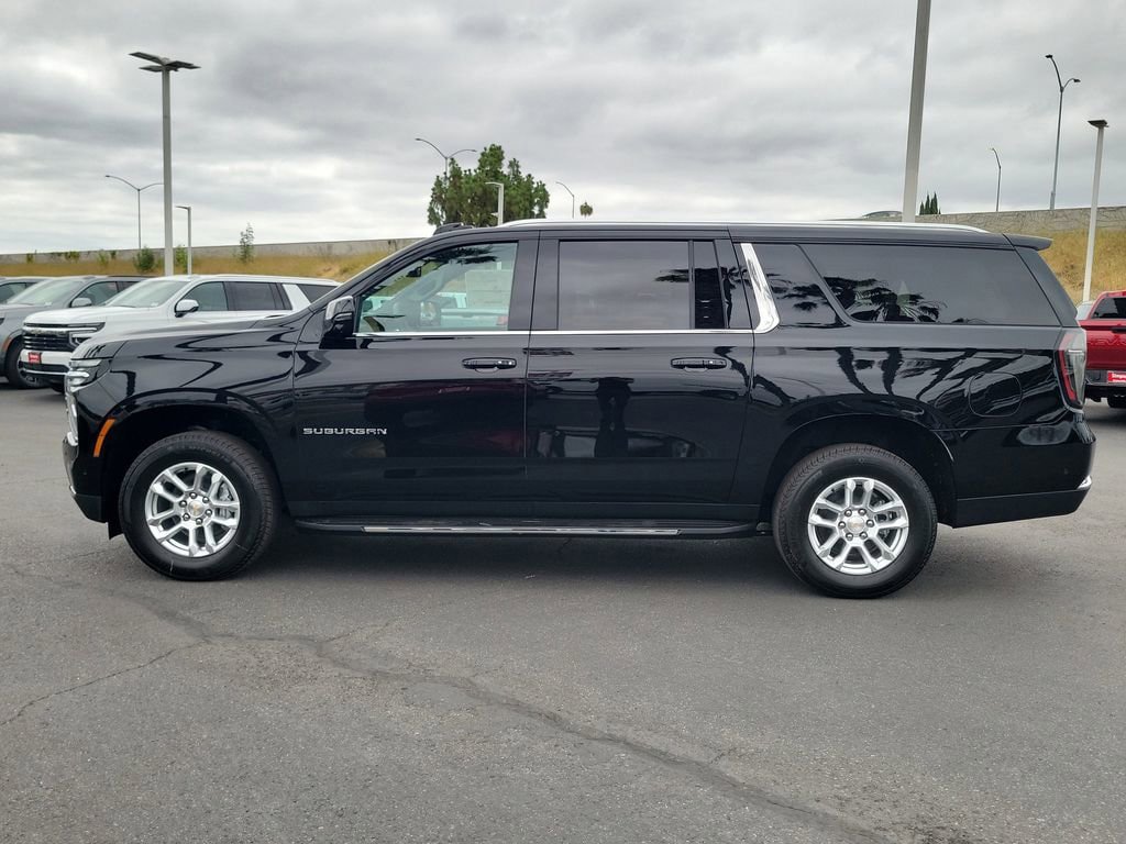 New 2026 Chevrolet Suburban LT w/ Comfort Package RWD image 26