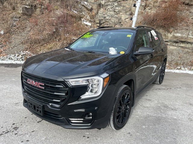 Used 2024 GMC Terrain SLT w/ Elevation Edition