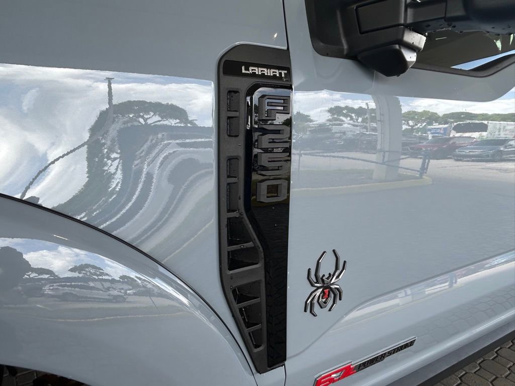 New 2026 Ford F250 Lariat w/ Black Appearance Package image 21