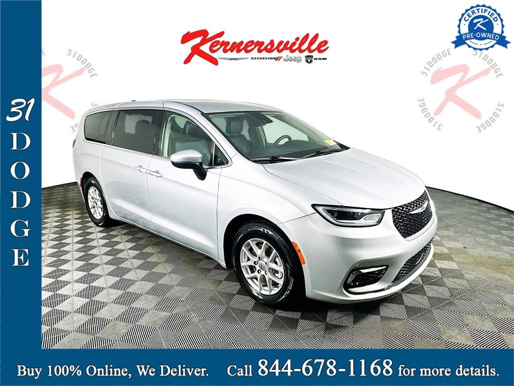 Used 2023 Chrysler Pacifica Touring-L