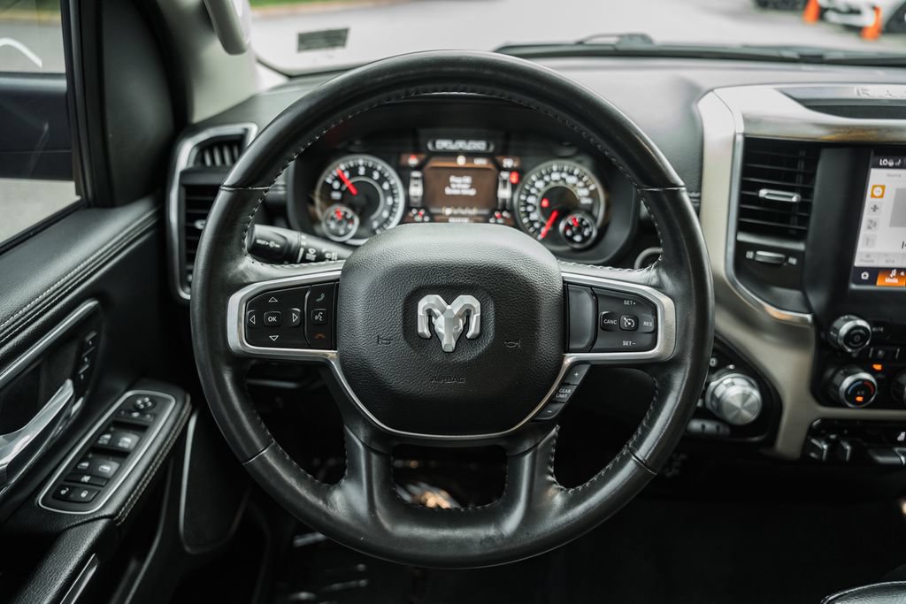 Used 2022 RAM 1500 Laramie AWD/4WD image 32