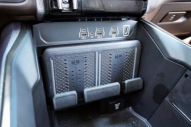 Used 2025 RAM 3500 Longhorn AWD/4WD image 34