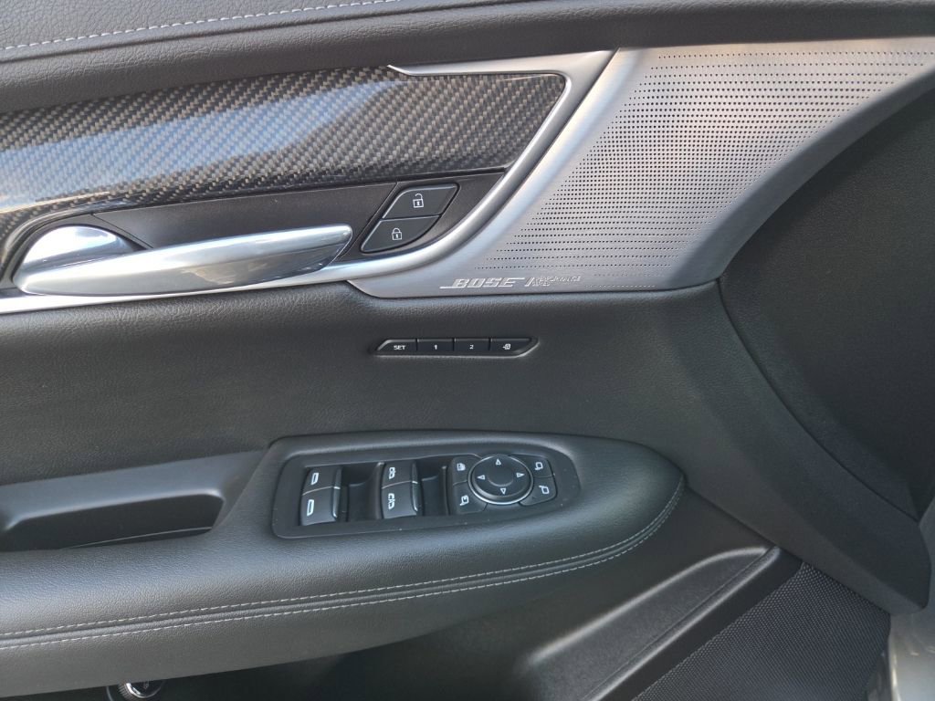 Used 2023 Cadillac XT6 Sport image 23