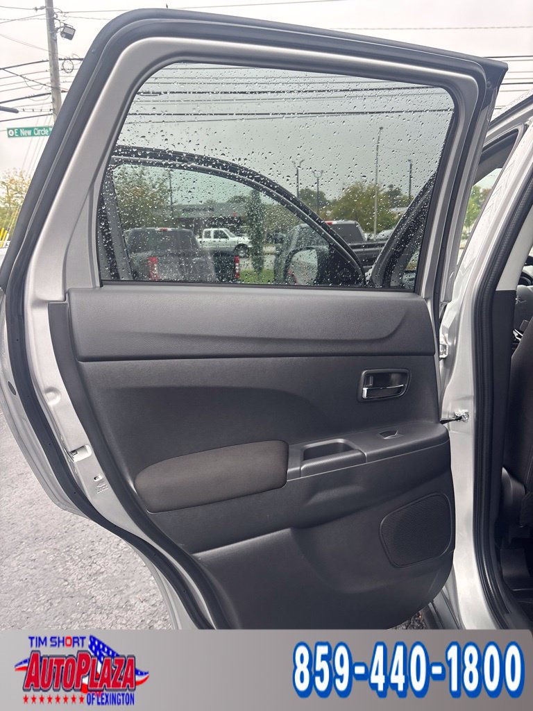Used 2026 Mitsubishi Outlander Sport LE AWD/4WD image 17