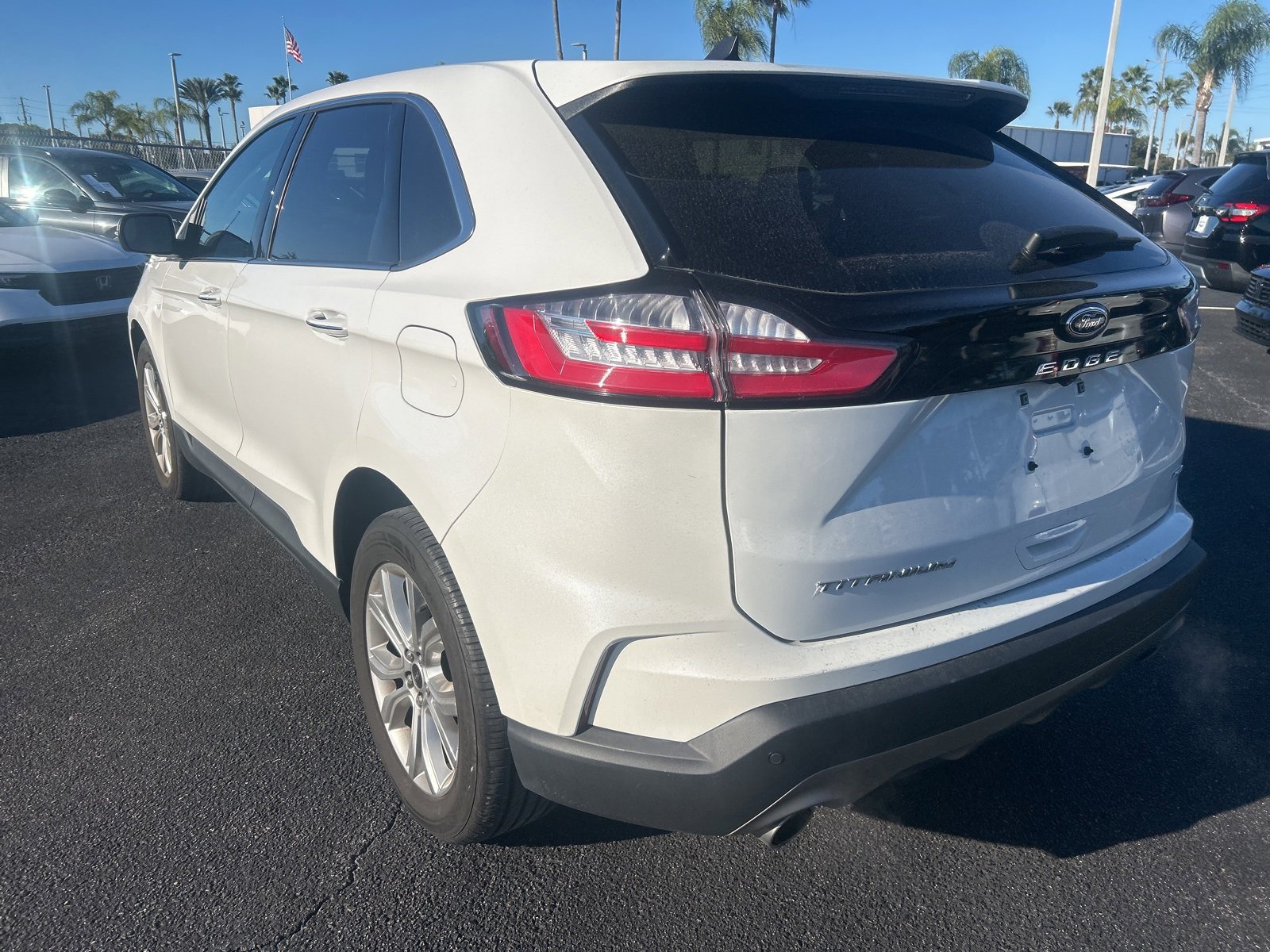 Used 2023 Ford Edge Titanium image 5