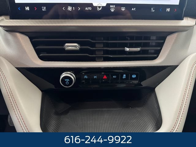 New 2026 Ford Explorer Active w/ Active Comfort Package AWD/4WD image 3